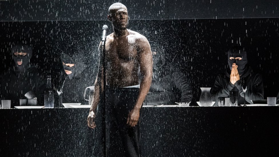 Stormzy на сцене BRITs