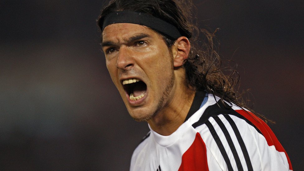El loco ganó títulos con Nacional, San Lorenzo, River Plate (foto), Botafogo y Santa Tecla. Sebastián Abreu