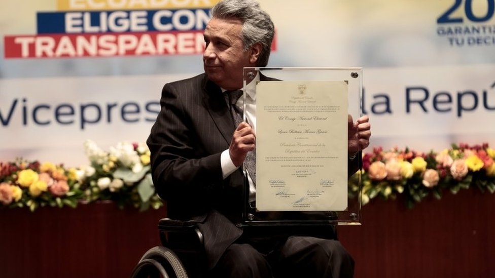 Moreno perdió la movilidad de sus piernas tras ser herido a tiros en un asalto en 1998. Lenín Moreno