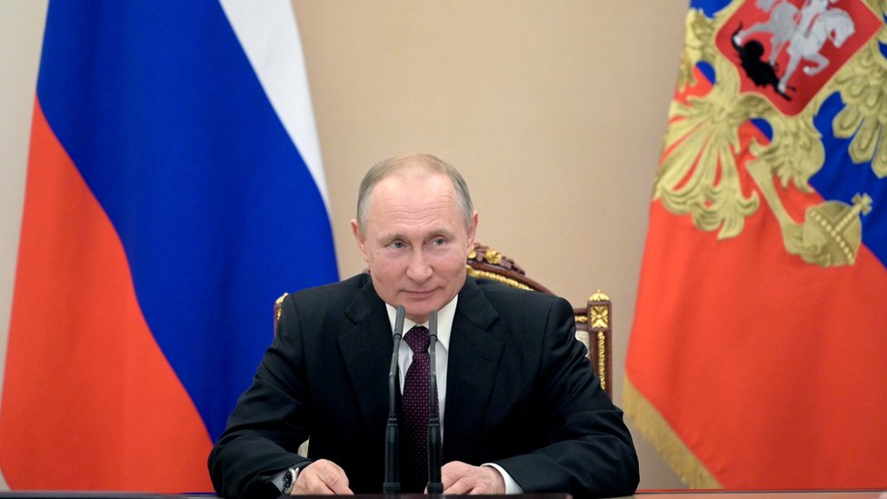 Президент России Владимир Путин председательствует на заседании Совета безопасности в Москве 28 февраля