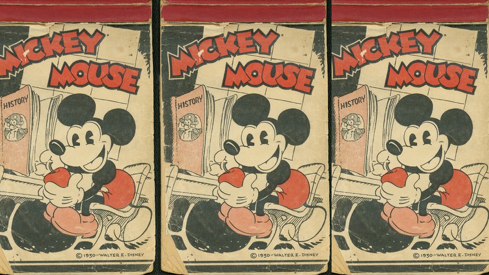 Mickey Mouse at 90: Pictures of Disney icon through the years - BBC  Newsround