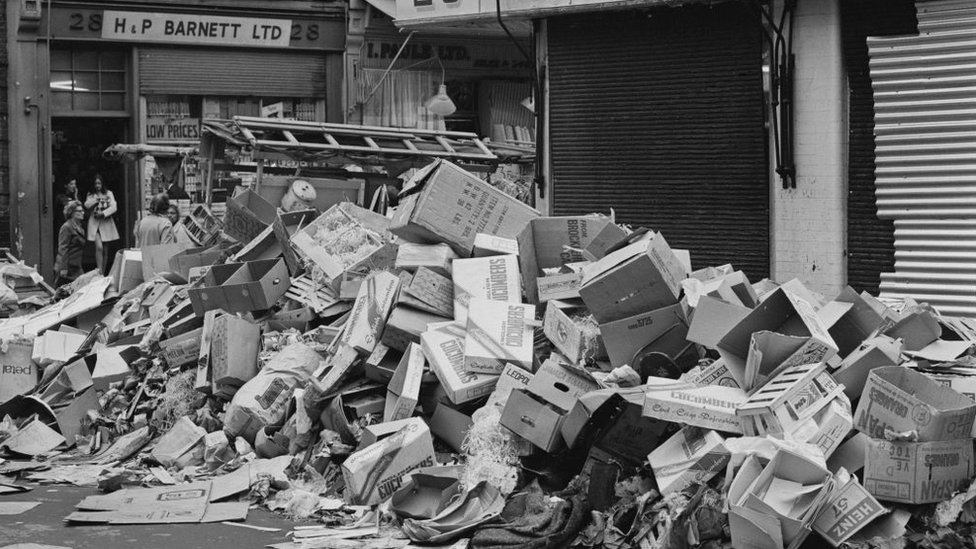 Piles of rubbish on the streets of London in 1970.