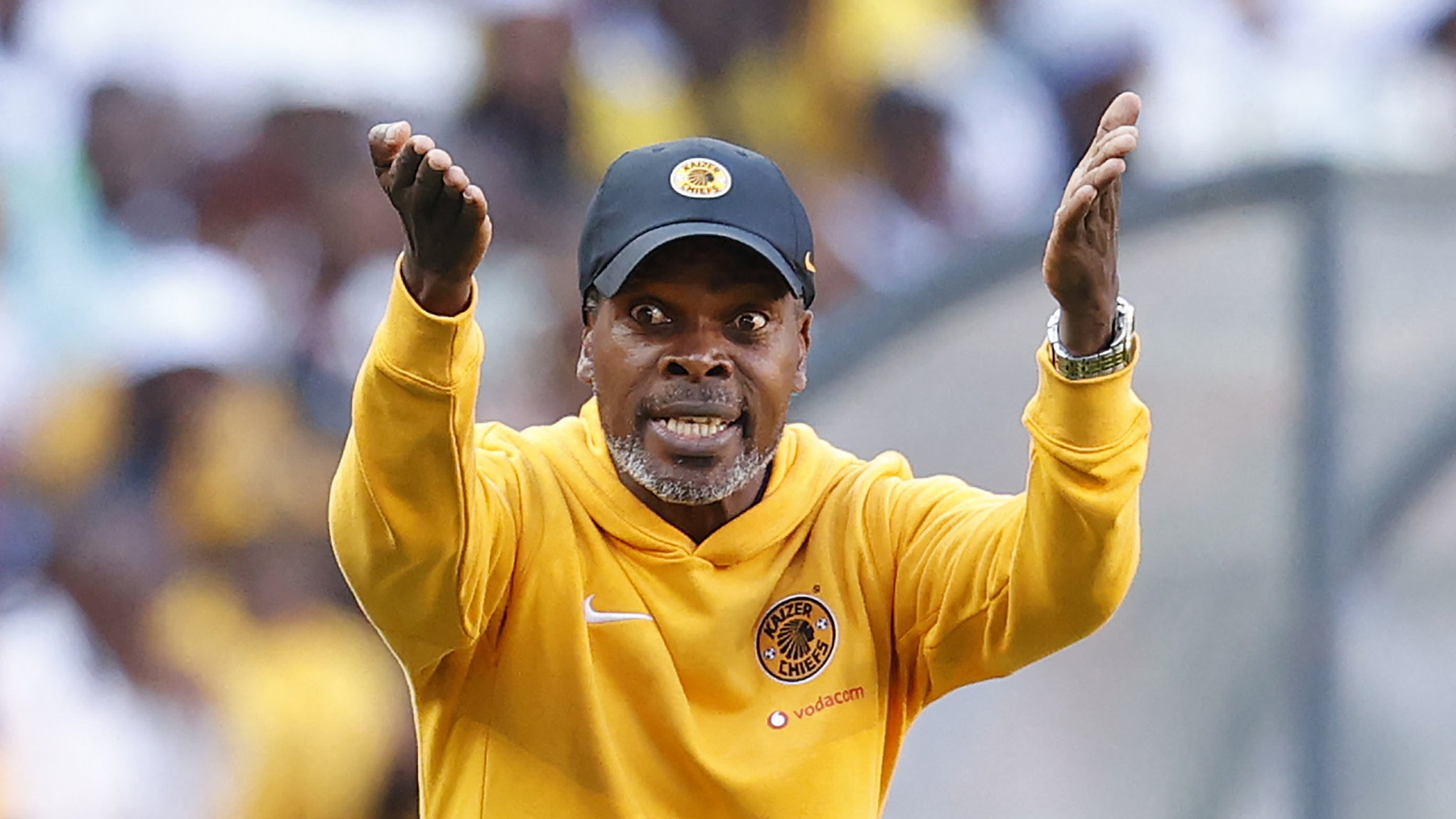 Kaizer Chiefs: Coach Arthur Zwane struck by police shield in fan trouble -  BBC Sport