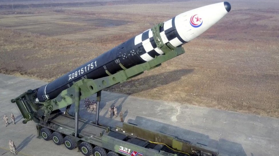 [출처: Reuters] 북한이 최근 시험발사한 대륙간탄도미사일(ICBM)