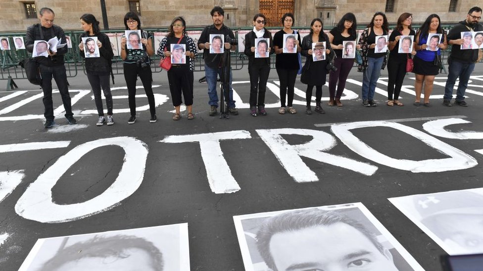 Protesta por el asesinato de periodistas en México.