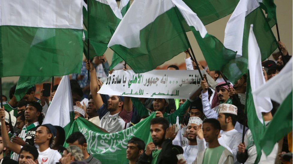 وفاة مشجع أهلاوي خلال مباراة الأهلي والشباب