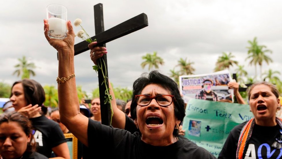 Madres exigiendo justicia para sus hijos muertos en las protestas de abril de 2018 en Nicaragua.