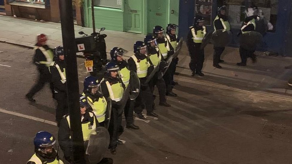 Полиция в Ноттинг-Хилле
