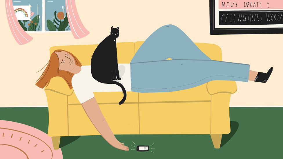 Ilustración de una mujer con un gato en su pecho.