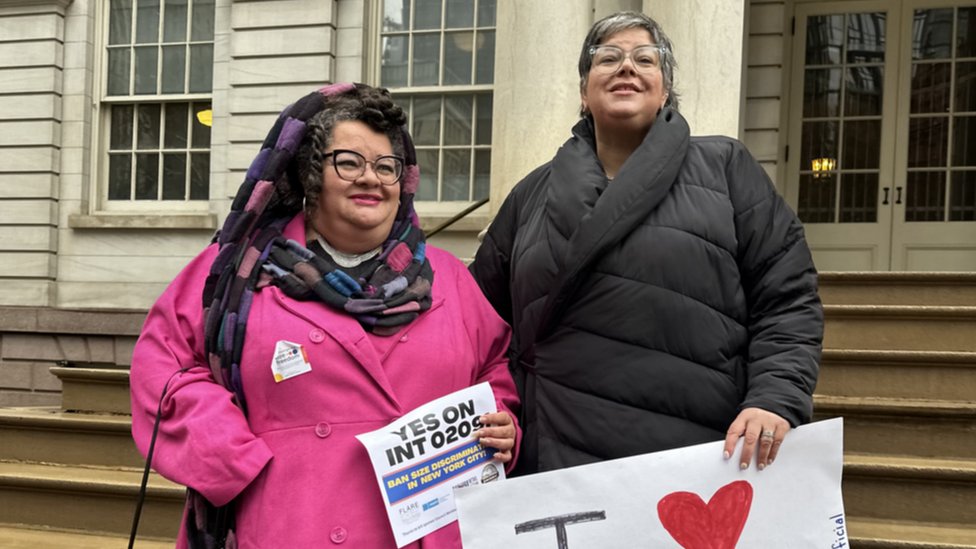 U Njujorku se okupljaju pristalice zakona o diskriminaciji težine u Njujorku