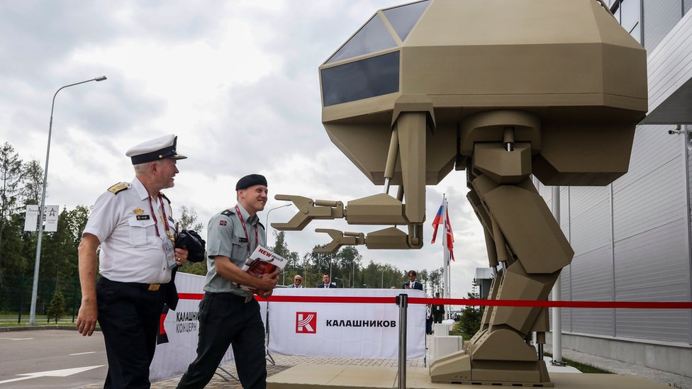 Igorek, robot de combate de Kalashnikov
