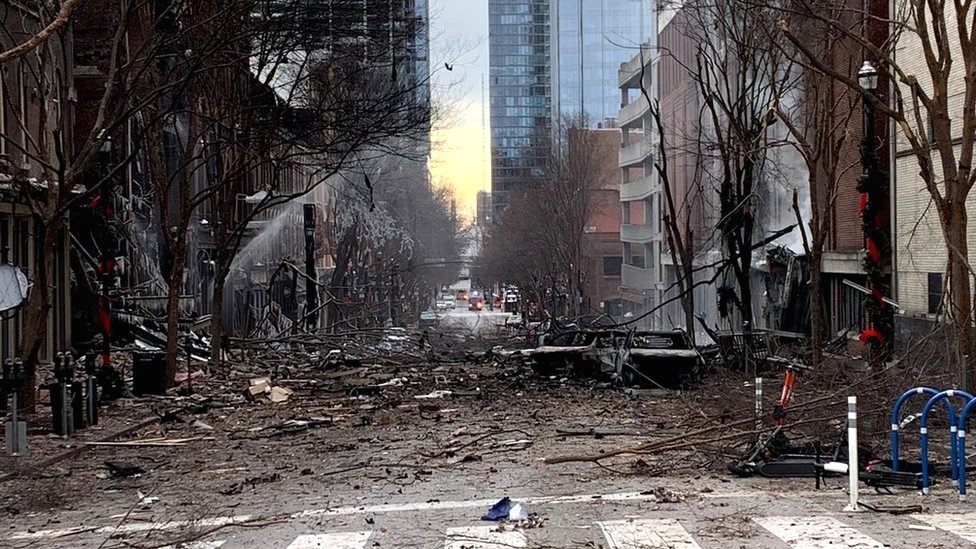 صورة عامة لموقع انفجار في منطقة التجارة في ناشفيل
