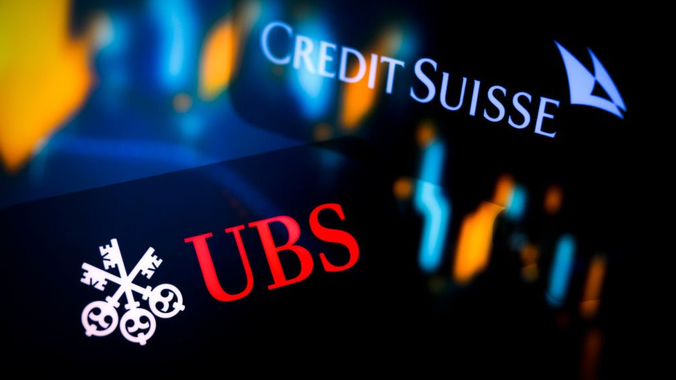 logos de UBS y Credit Suisse