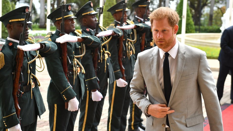 Принц Гарри прибыл в президентский дворец в Анголе