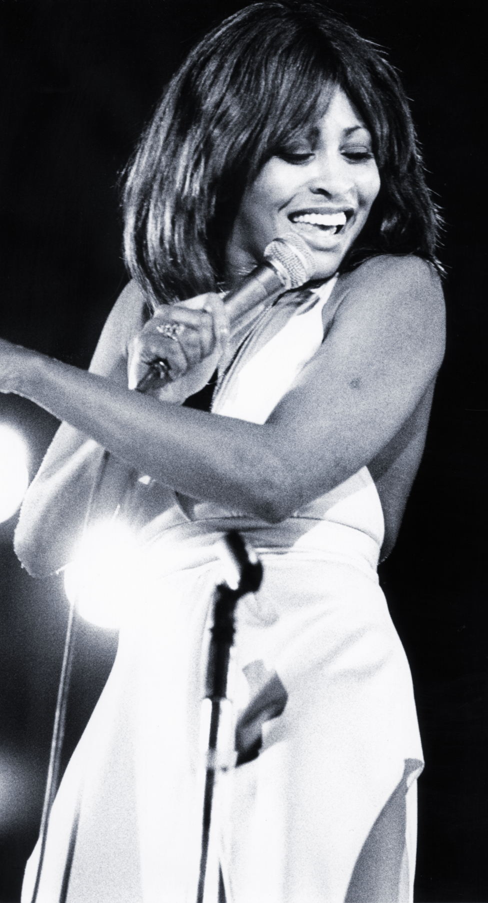 Turner sobre el escenario en 1975