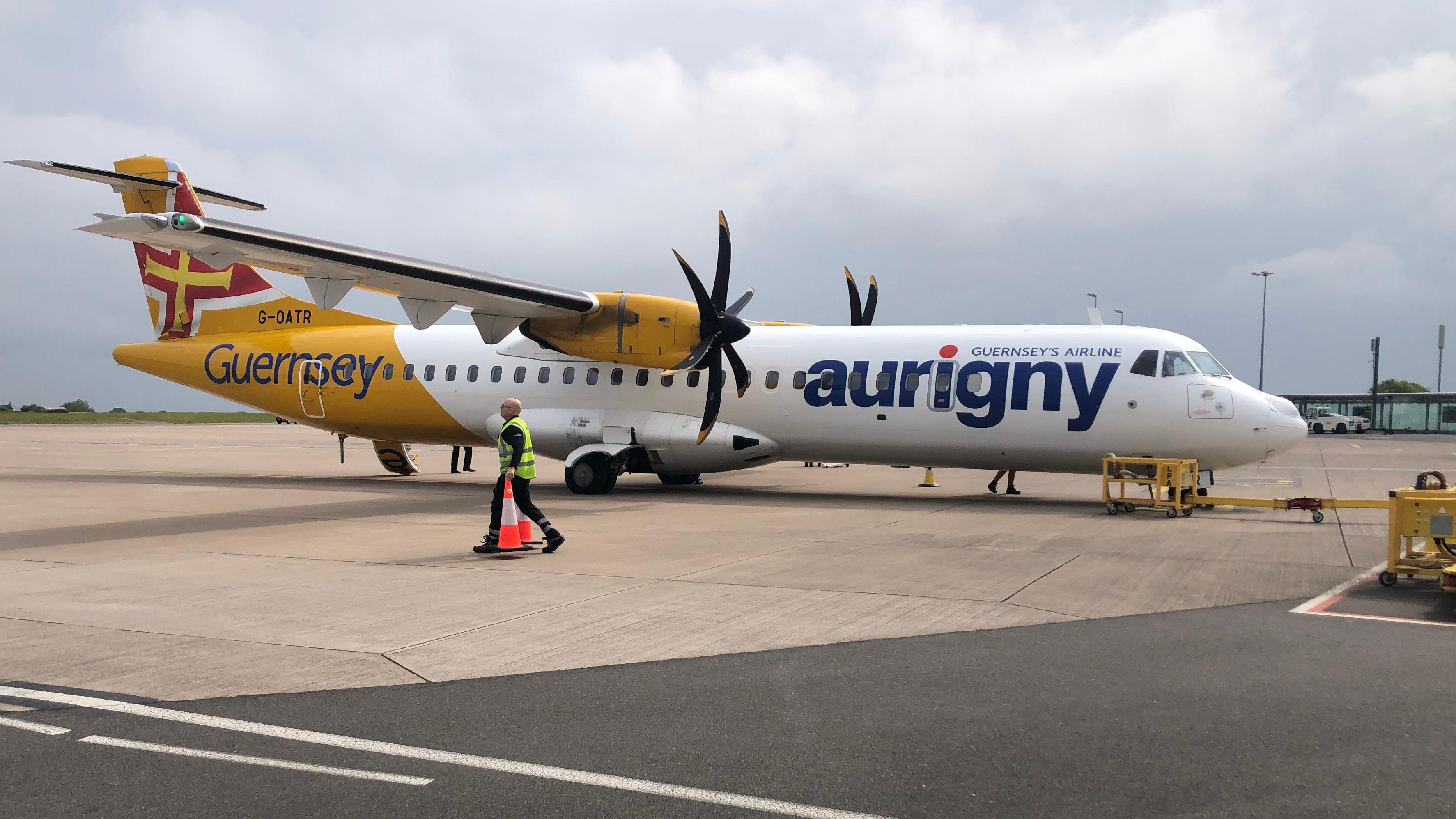 Aurigny hand luggage online