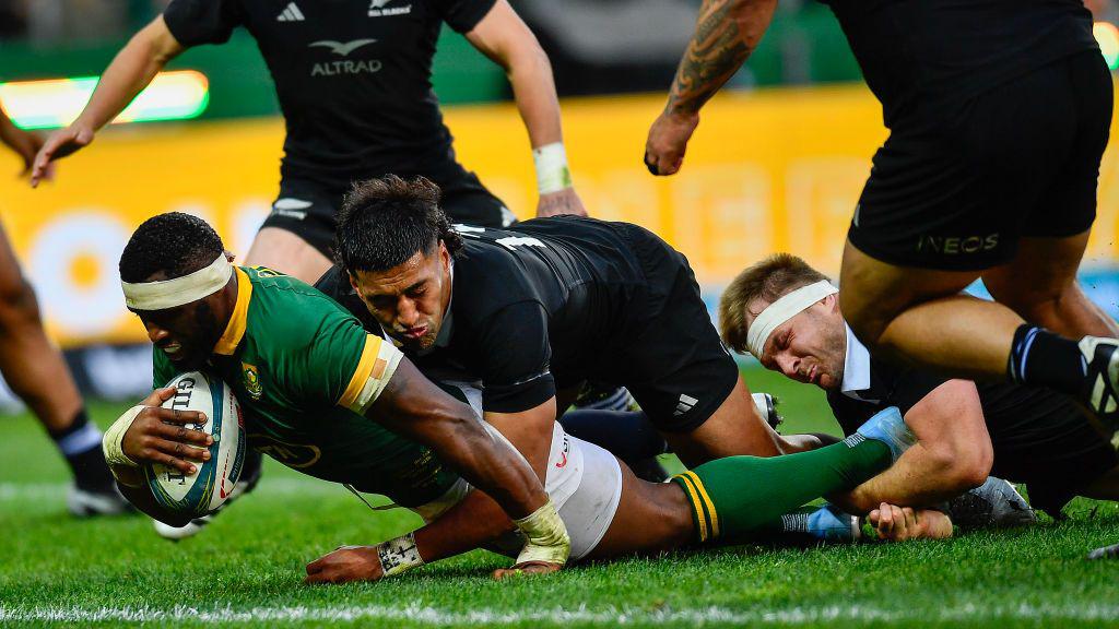 South Africa 18-12 New Zealand: Springboks close in on Rugby