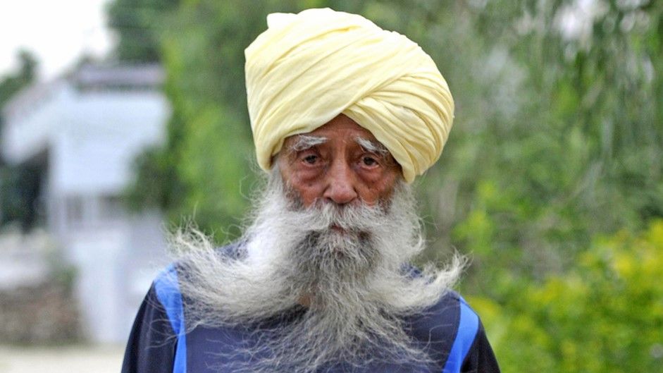 Fauja Singh, world's 'oldest' marathon runner, dies at 114 in hit-and-run