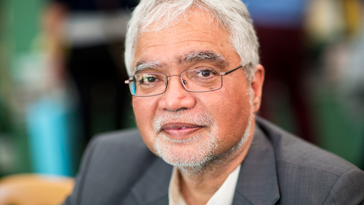 Prof Mukesh Kapila