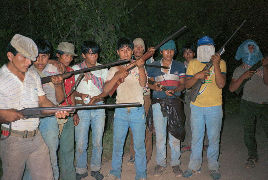 Foto de integrantes del Sendero Luminoso. 