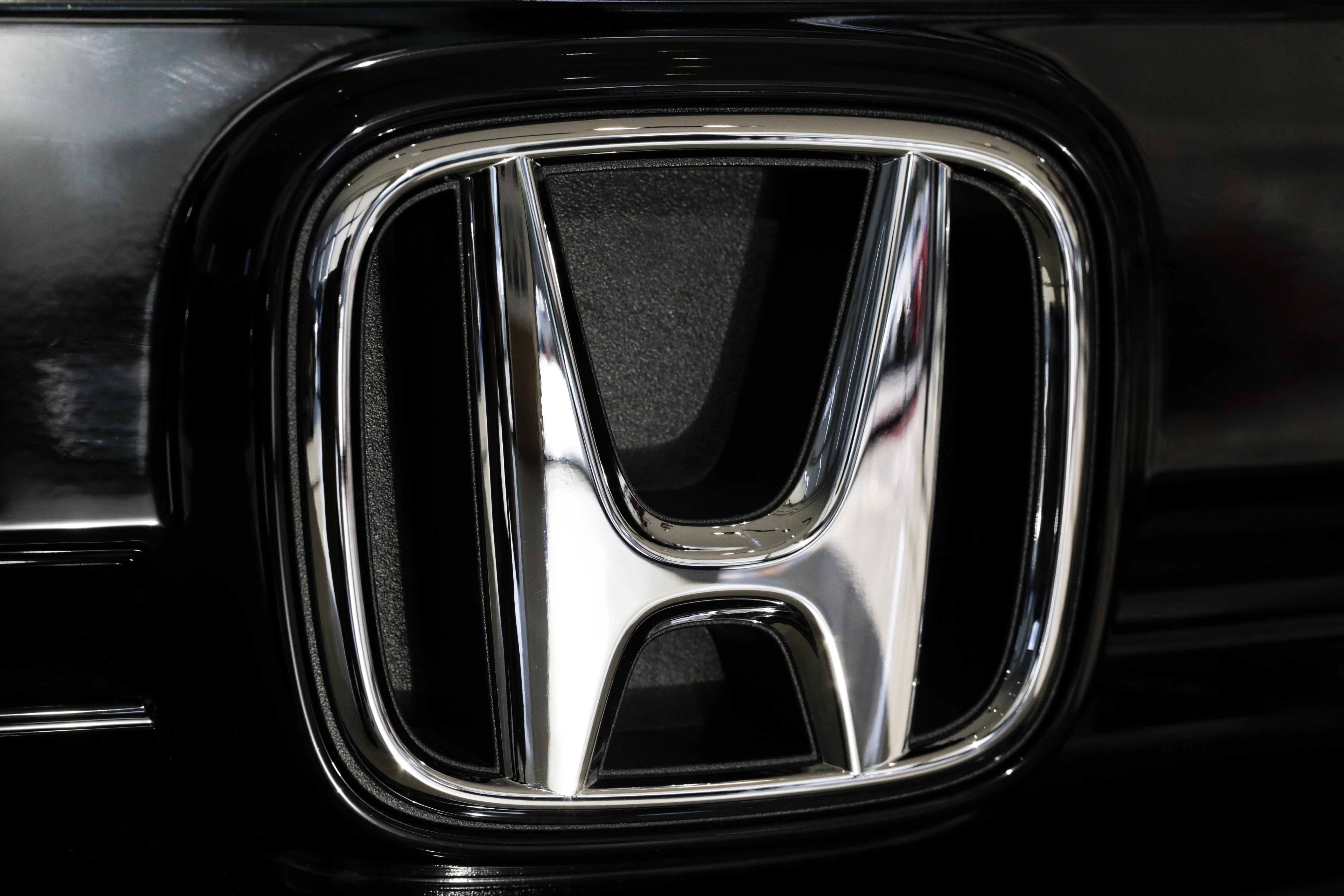 Honda confirms Swindon car plant closure - BBC News