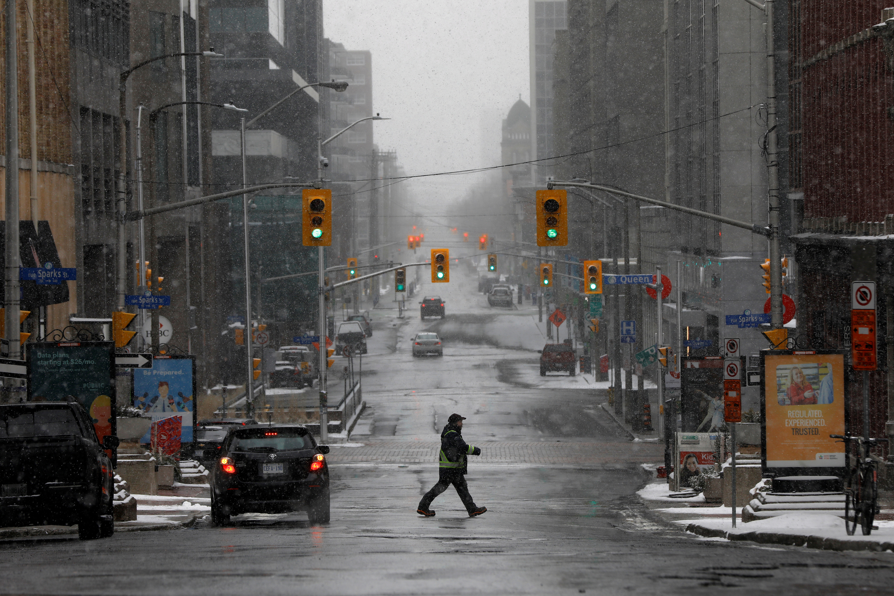 A quiet street in downtown Ottawa 