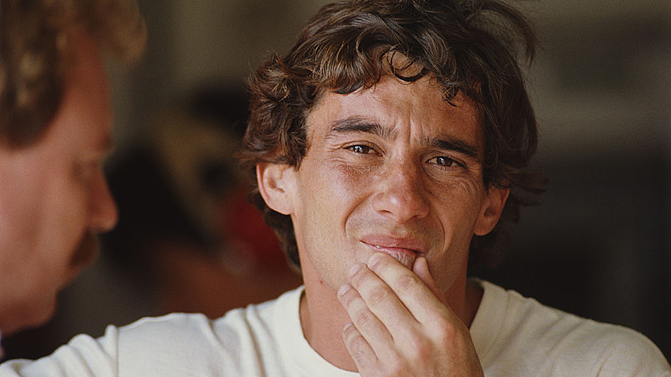 Senna reflexivo.