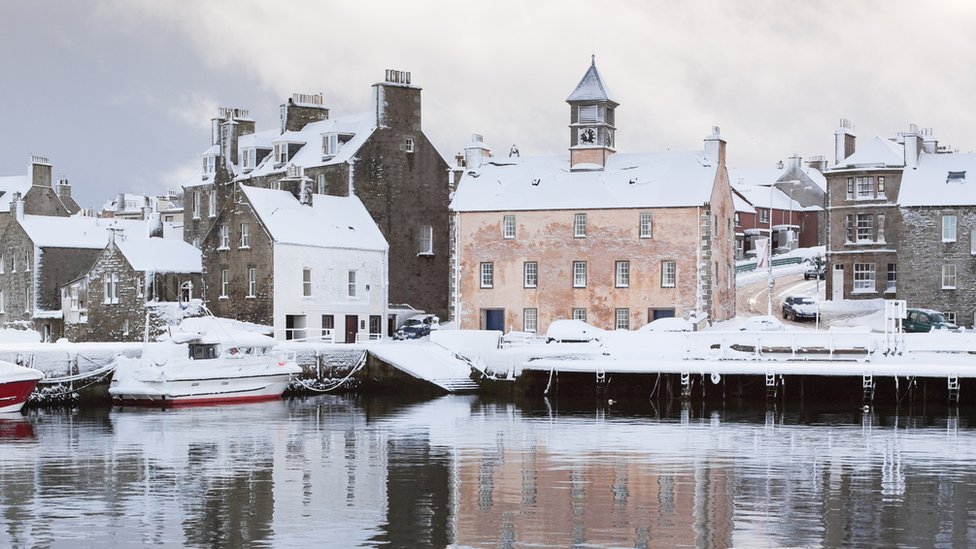 Lerwick in snow. 