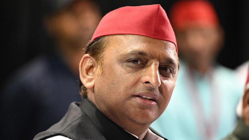 अखिलेश यादव