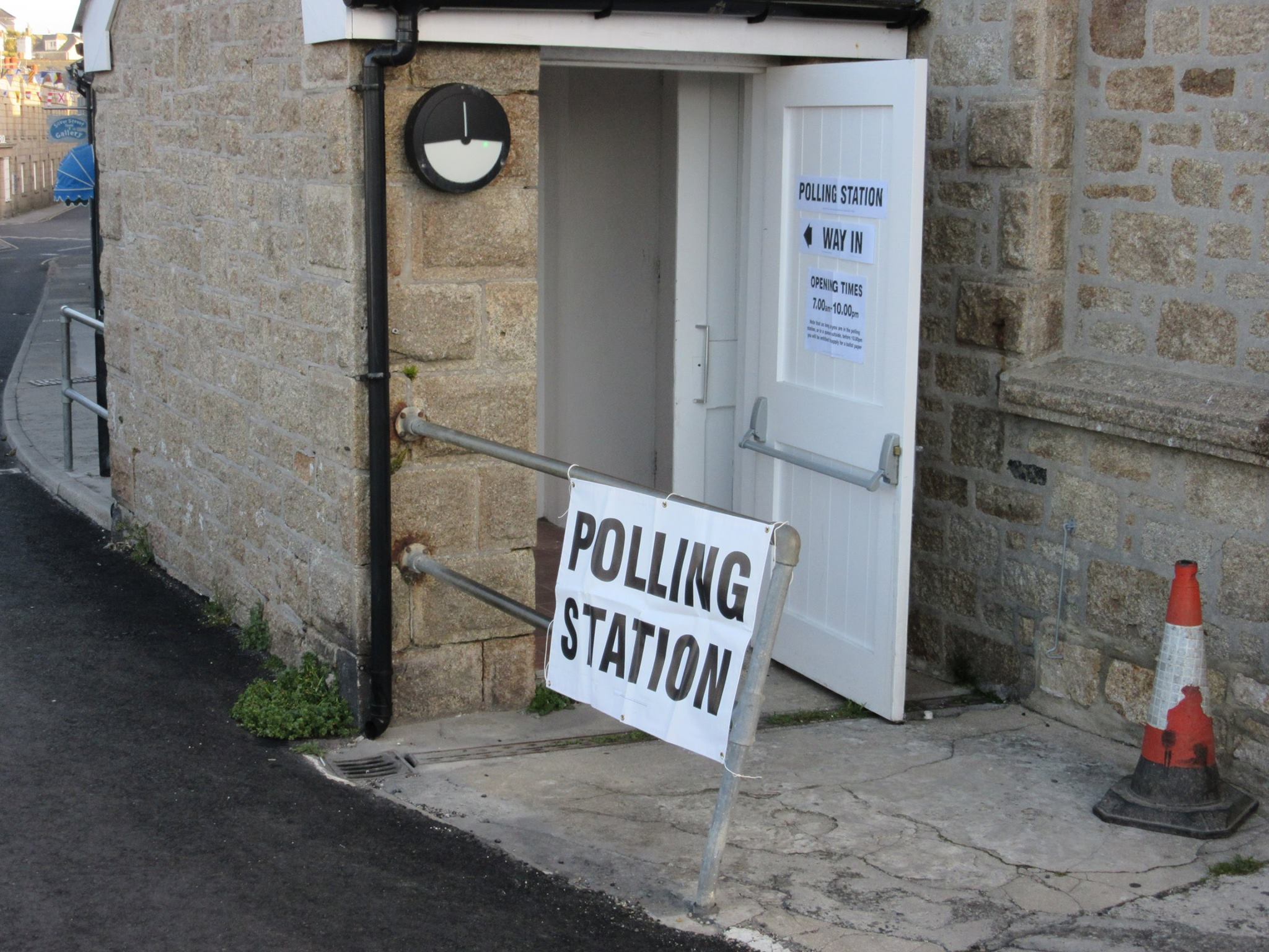 Scilly polling station