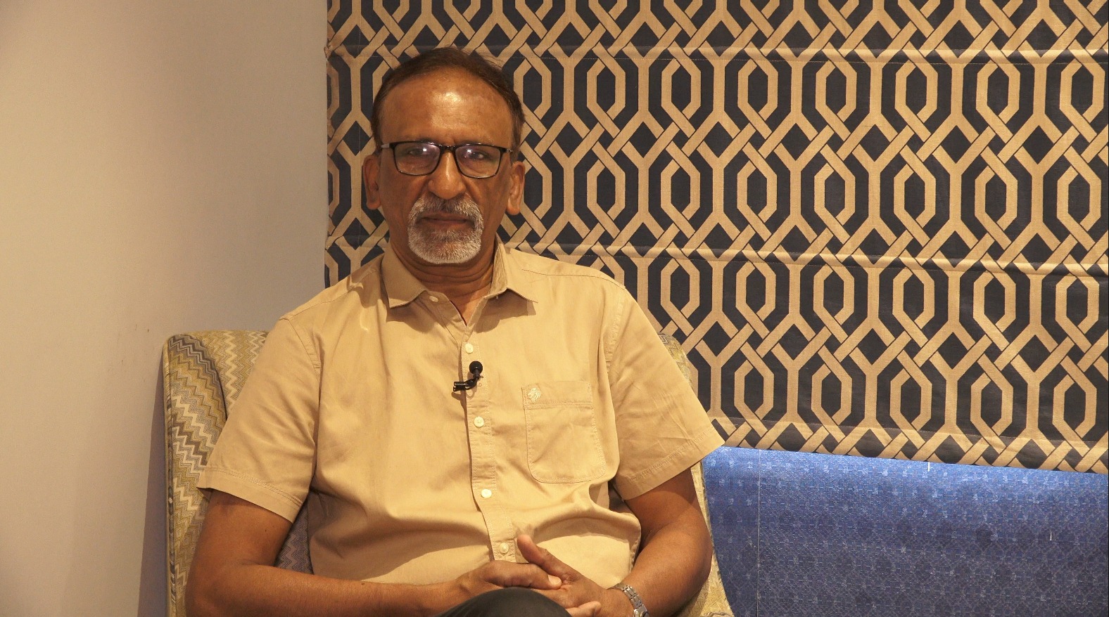 एस के यादव