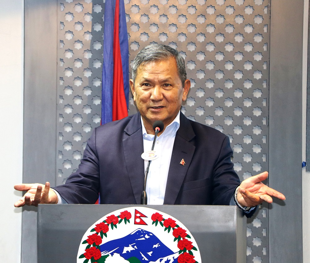 पृथ्वी सुब्बा गुरुङ, नेपाल सरकारका प्रवक्ता 