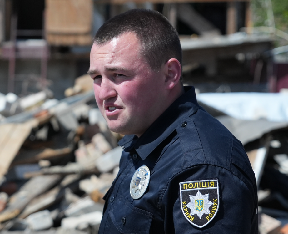 Ivan Simoroz, a
Ukrainian police officer in the town of town of Borodyanka