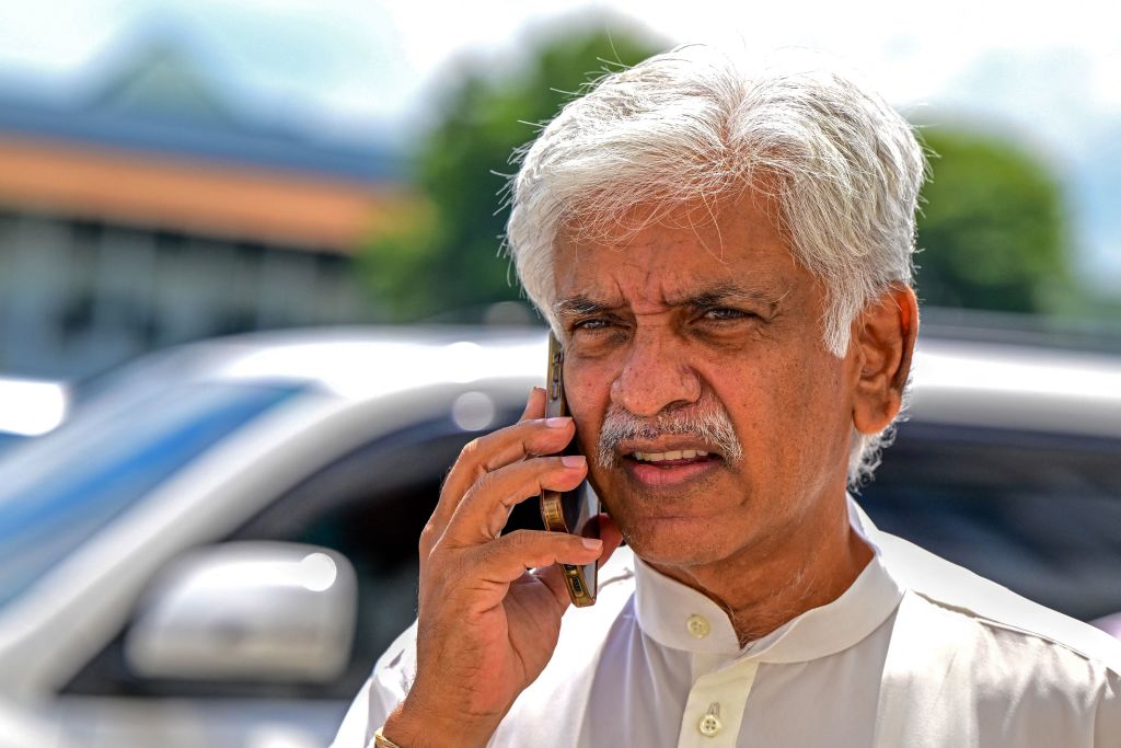 अर्जुन राणातुंगा
पूर्व क्रिकेटर और राजनेता, श्रीलंका