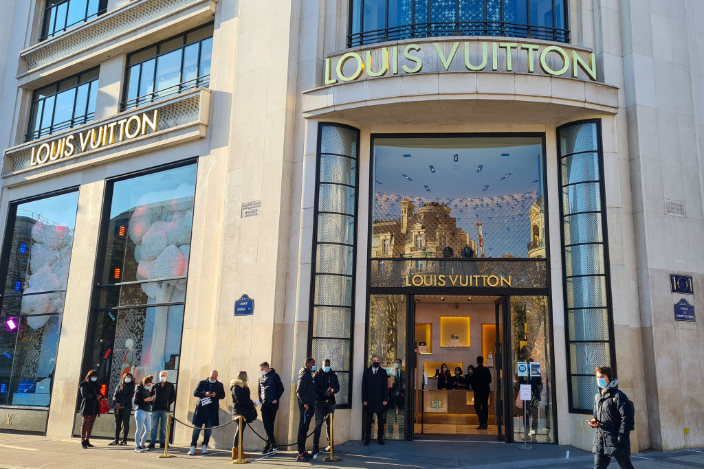 Local de Louis Vuitton en París