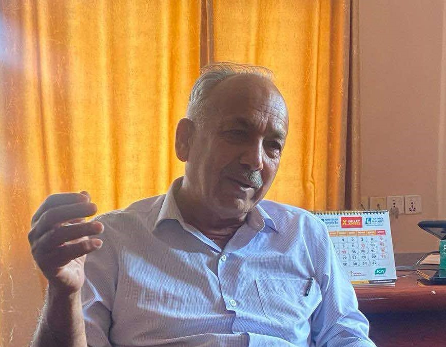 युवराज घिमिरे, पत्रकार 