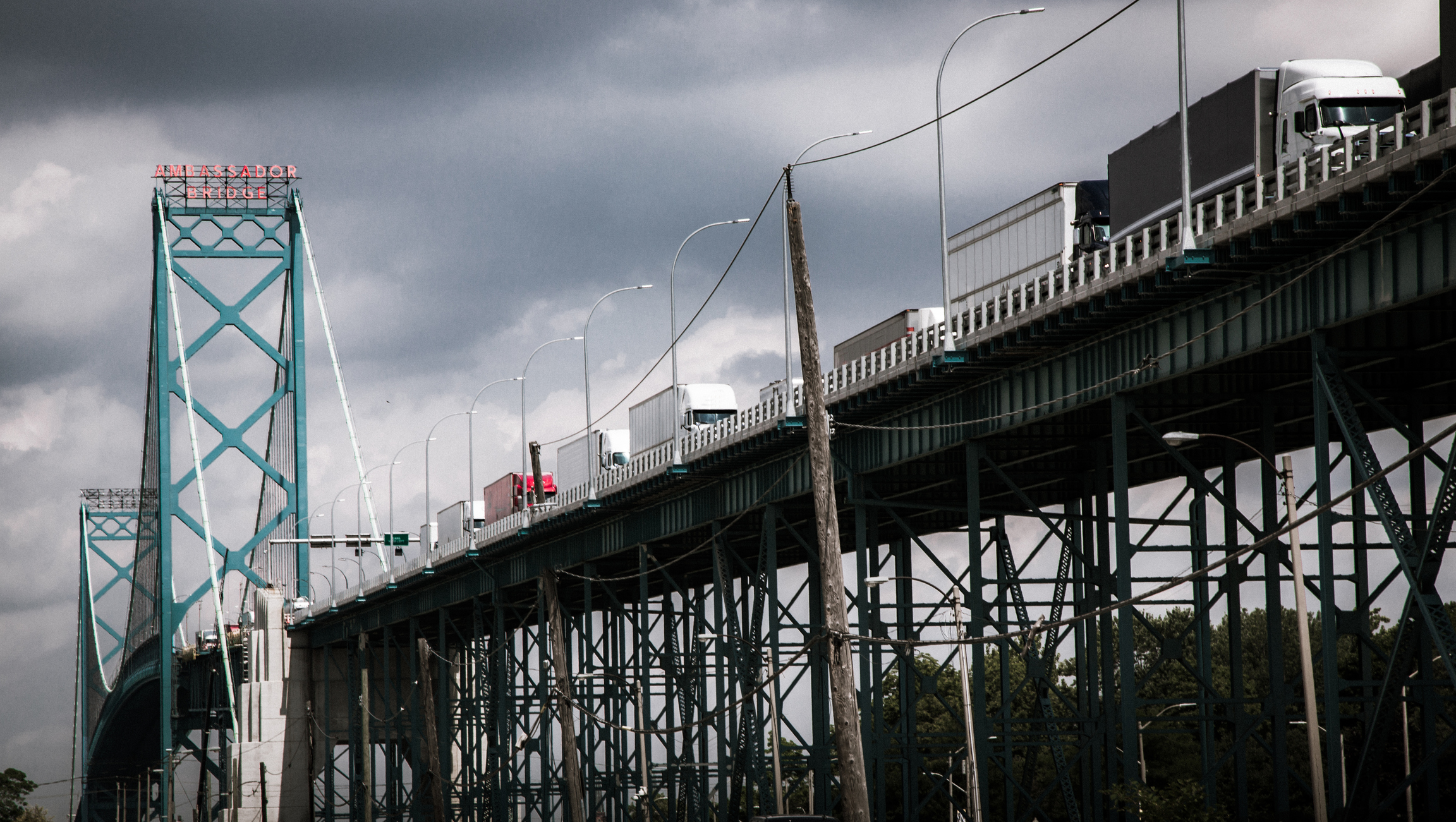 The Ambassador bridge between Canada and the US