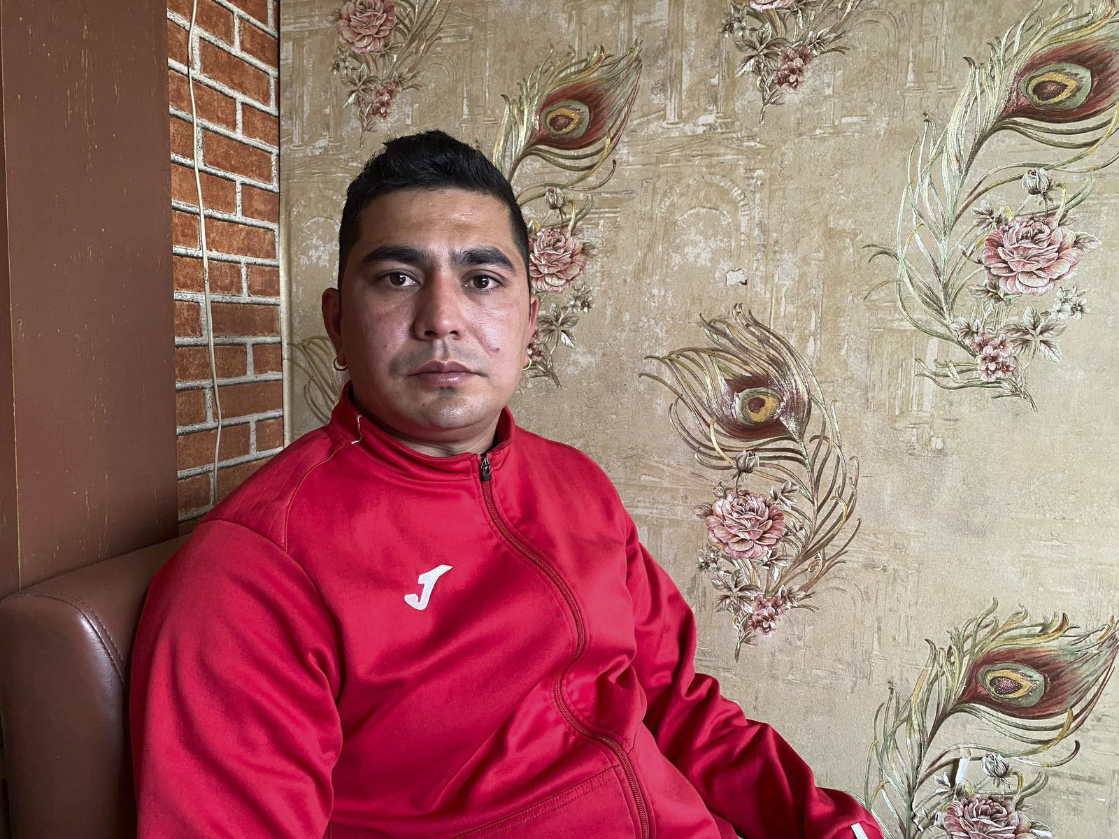 सुदीप खत्री, पूर्व रुसी सैनिक 