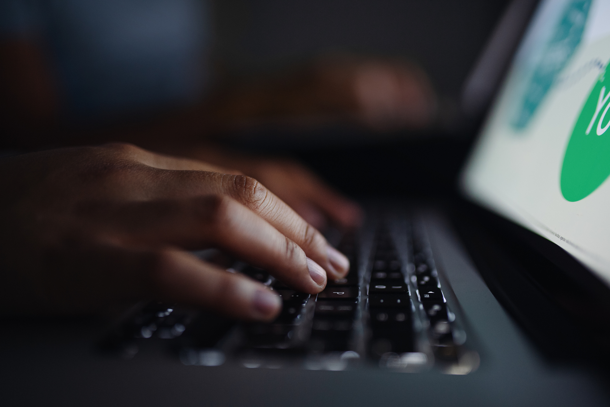 कीबोर्ड, मूनलाइटिंग