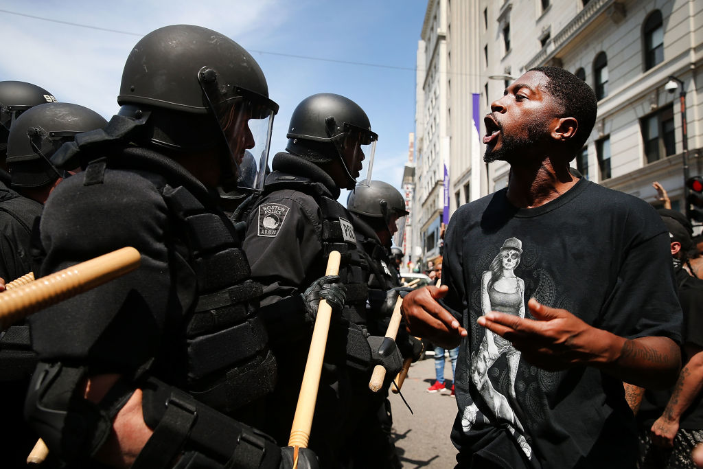 Gente protestando