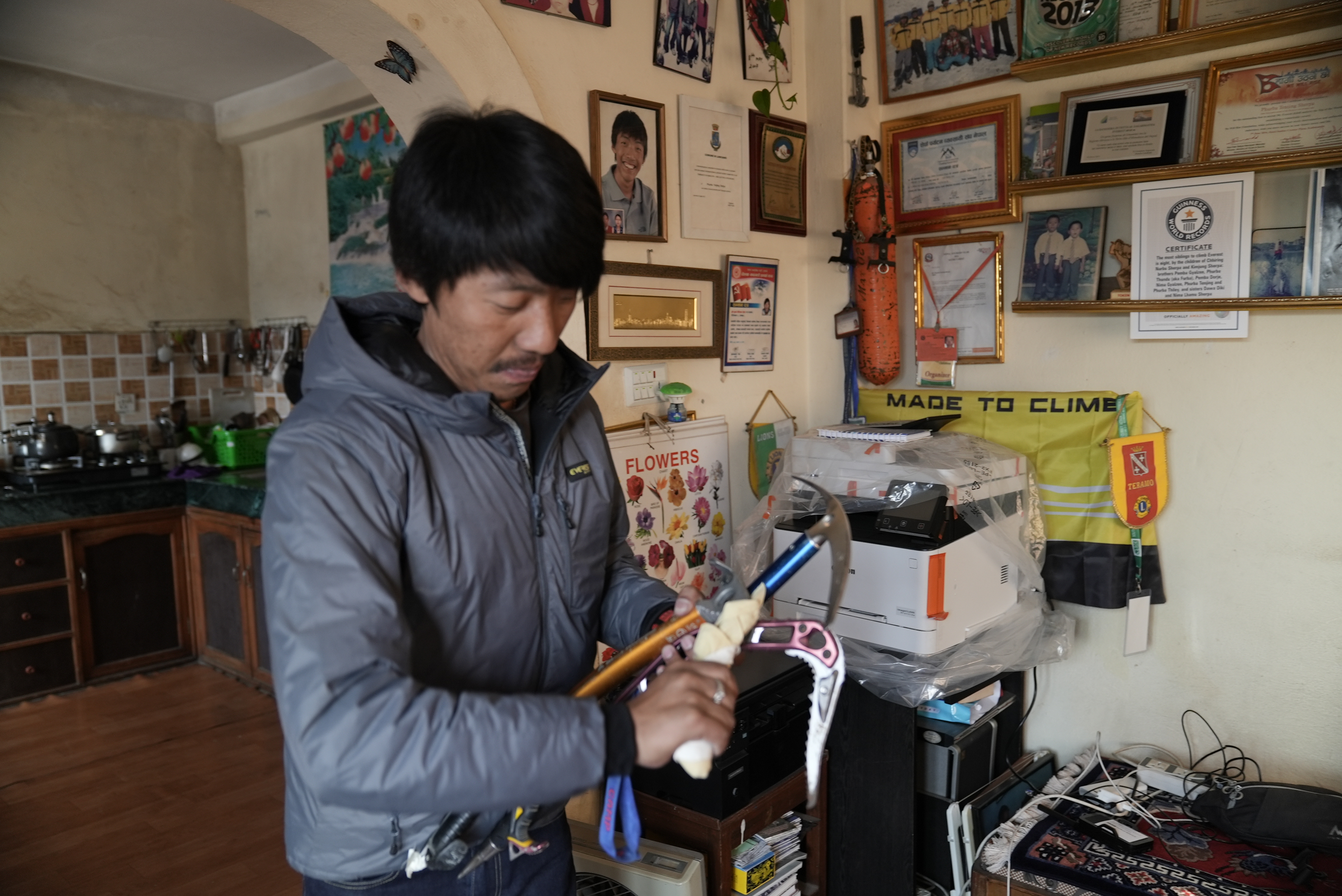 फुर्वा तेन्जिङ शेर्पा