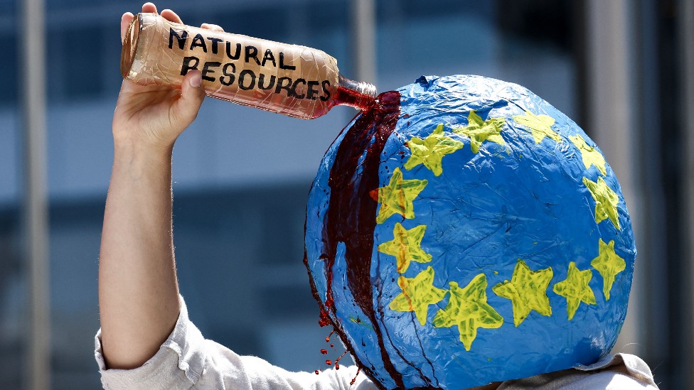 Protestas contra el asesinato de defensores