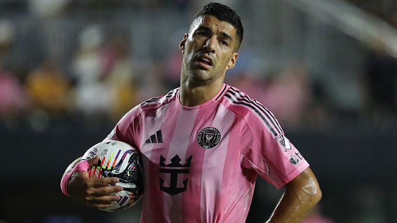 Luis Suarez appears to spit at Seattle Sounders coach after Inter Miami  defeat - BBC Sport