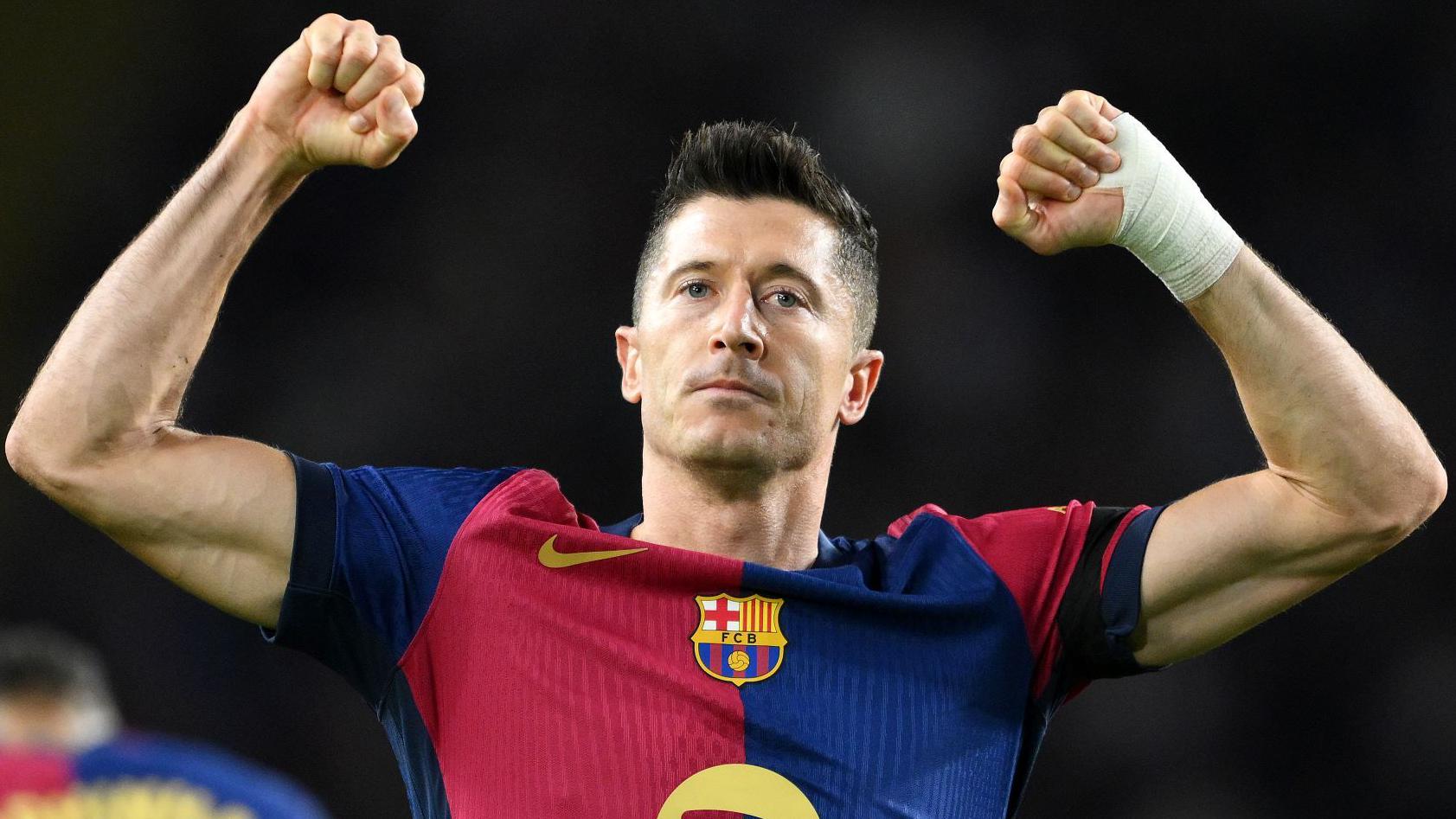 Barcelona 5-1 Sevilla: Robert Lewandowski scores twice for La Liga