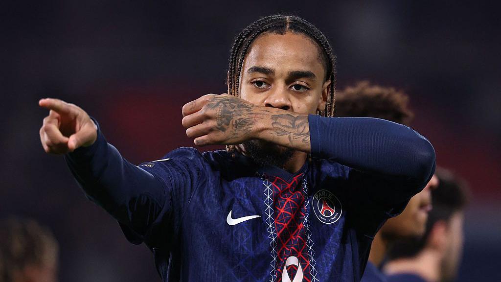 36 imágenes de Paris: French L1 soccer match PSG vs RC Strasbourg, 2-1