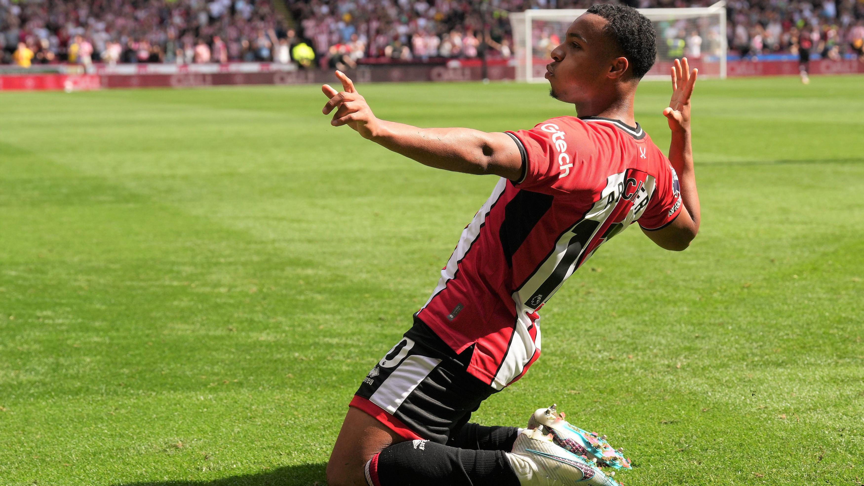 Cameron Archer: Sheffield United striker on signature celebration - BBC Sport