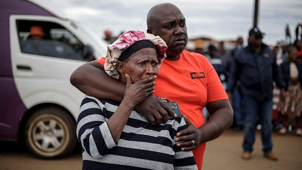 Bekkersdal shooting: Gunmen kill nine in South Africa tavern attack