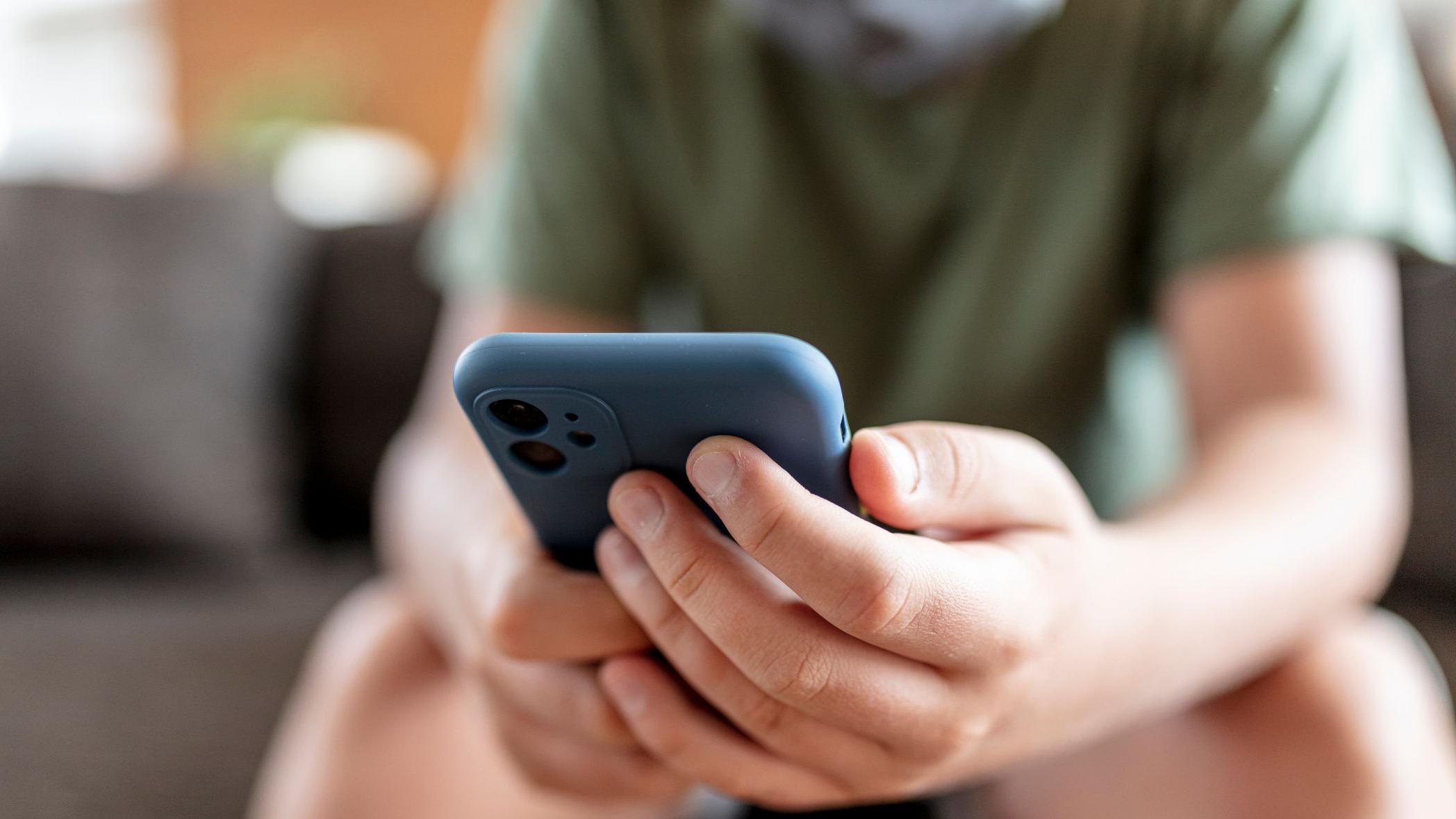 Two porn sites investigated for suspected age check failings