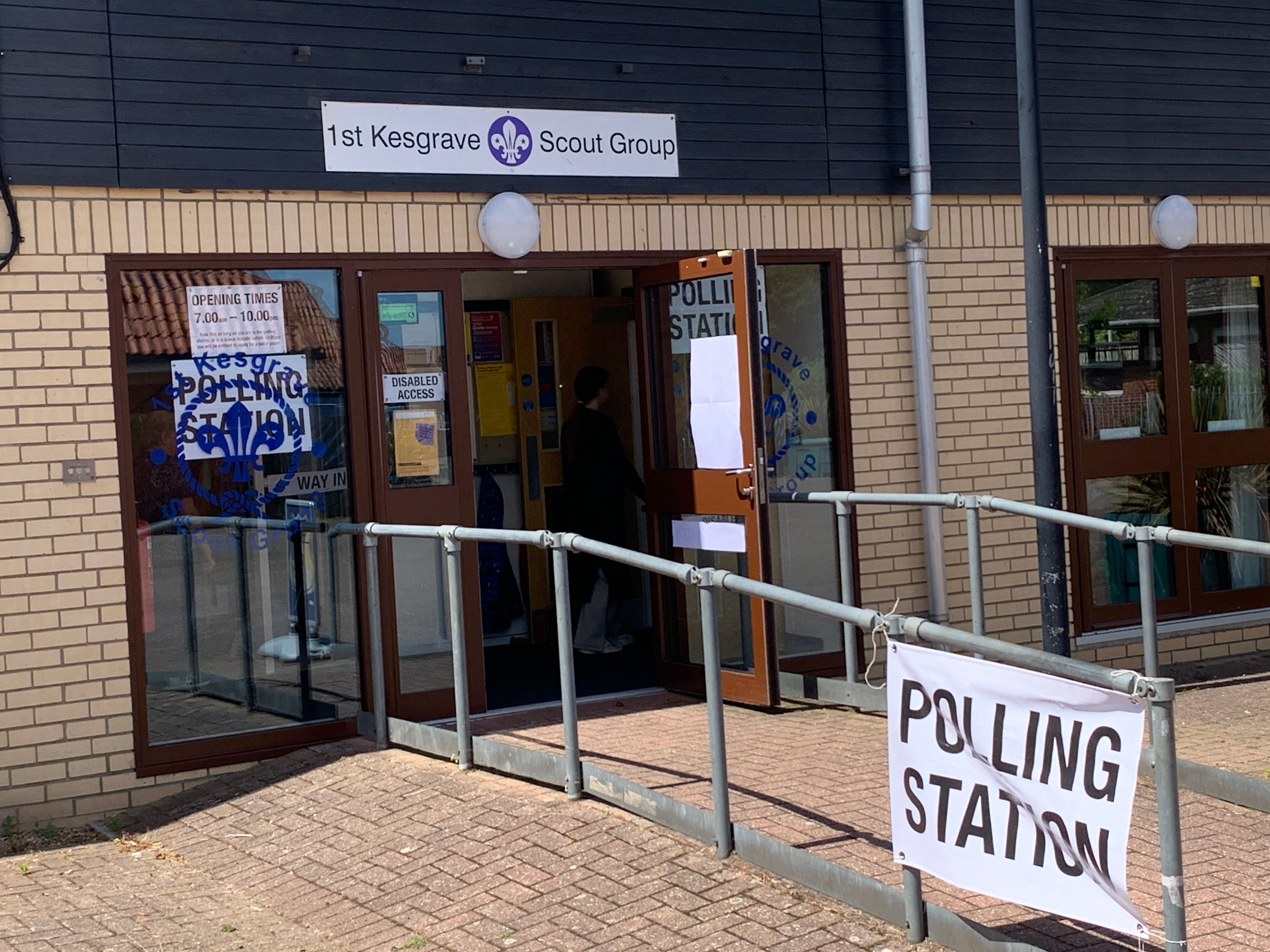 Suffolk polling stations close for general election 2024 - BBC News