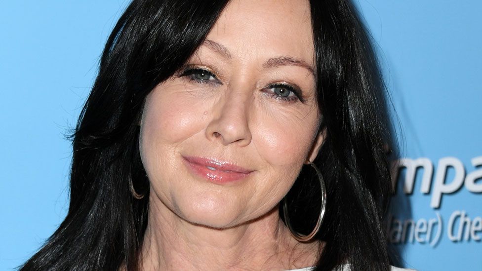 Shannen Doherty, known for Charmed, 90210 roles, dead at 53 - BBC News